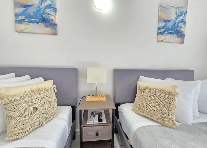 Nautilus By La Jamaca Hotels-Downtown La Parguera